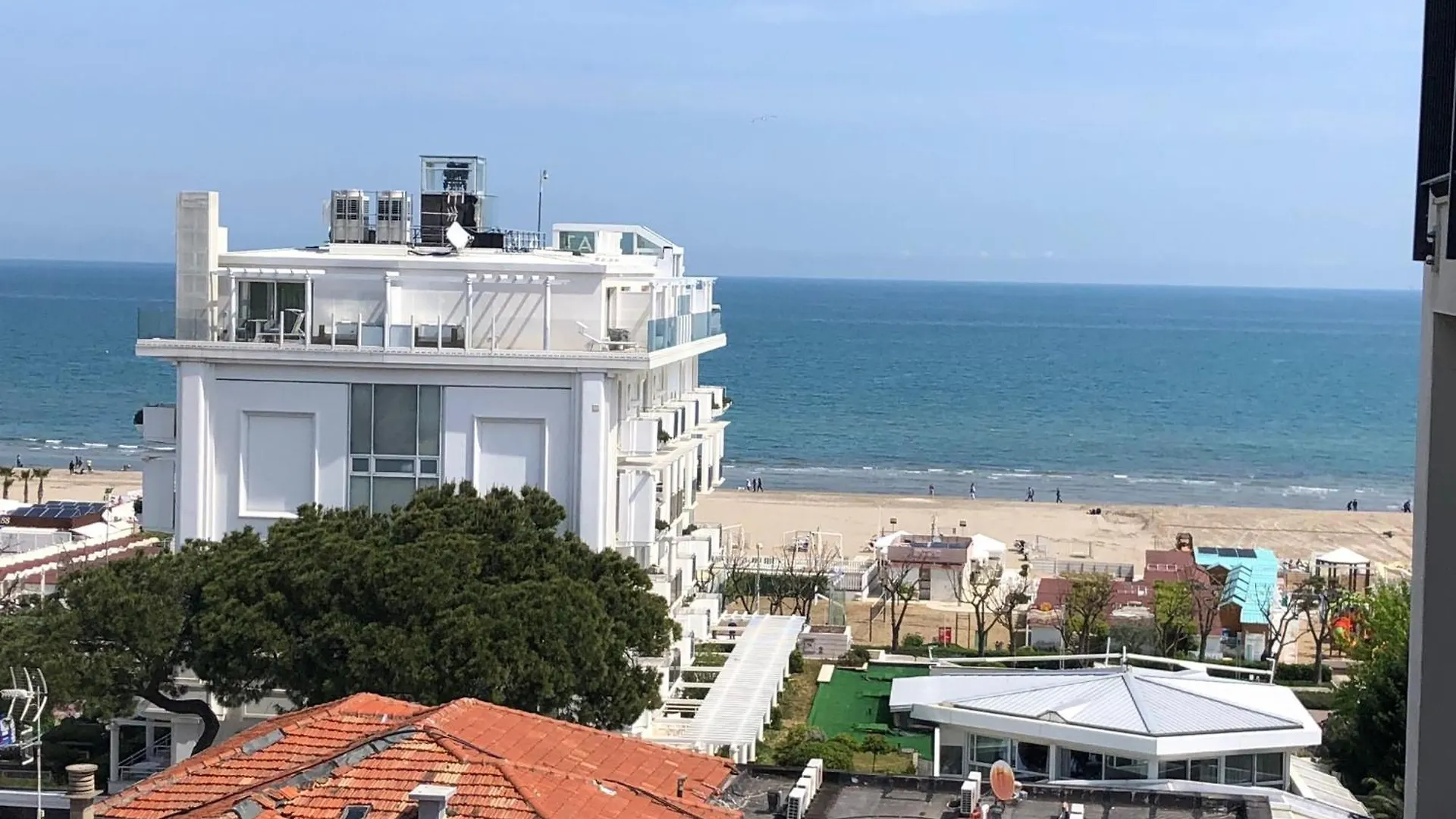 Il Mare In Una Stanza Riccione 0*,  Italia
